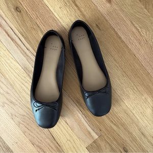 Black Ballet Flats